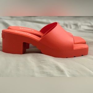Schutz Mizzy Mule in Bright Orange